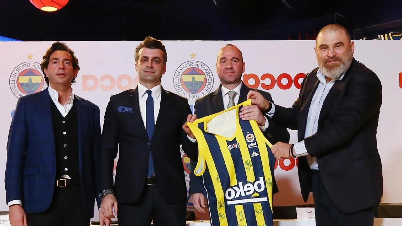 Fenerbahçe Beko'da yeni sponsorluk anlaşması imzalandı